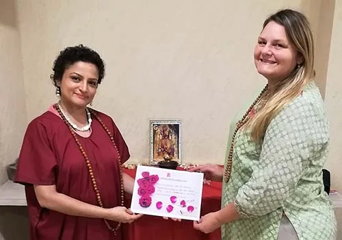 Lama-Fera-Master-Level-Participant-Jane-Barclay-from-FLORIDA-USA-attending-Workshop-at-New-Delhi-November-2018