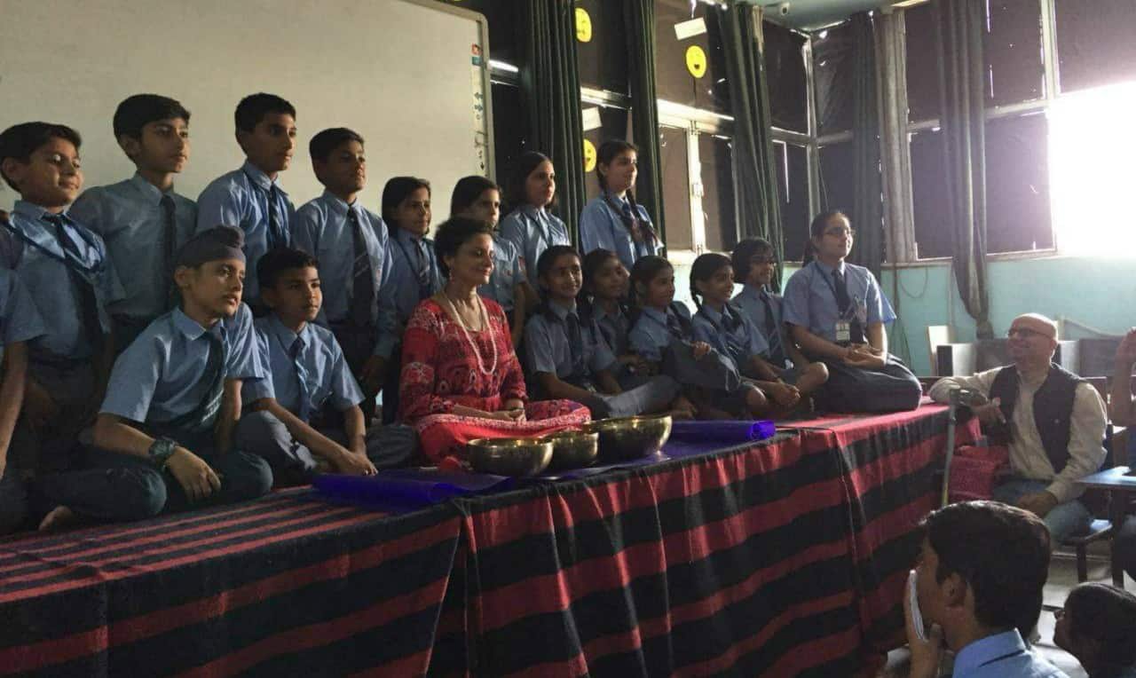 Lama-Fera-Master-Level-Participant-J-Thoma-from-FLORIDA-USA-attending-Workshop-at-New-Delhi-November-2018